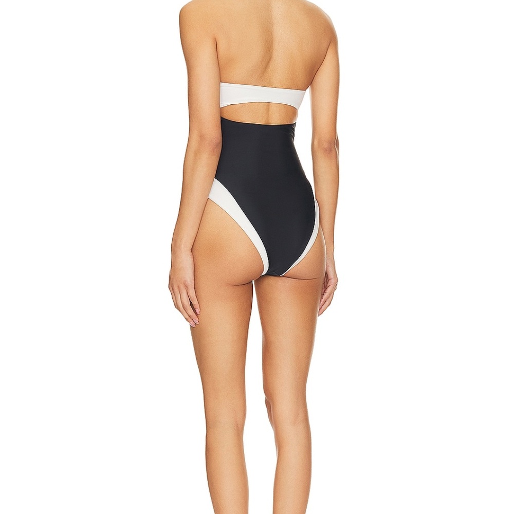 Lovers & Friends MOANI STRAPLESS ONE PIECE - Picture 2 of 7